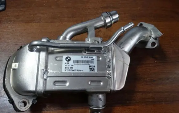 BMW 5 G30 G31 EGR valve cooler 8596806