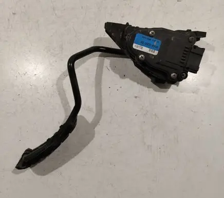 Renault Vel Satis Accelerator throttle pedal 8200004938
