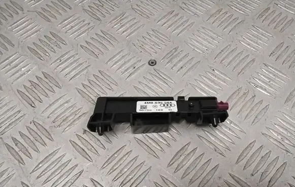 Audi A8 S8 D5 Aerial GPS antenna 4M0035504
