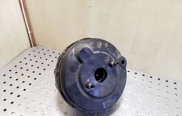 Opel Insignia A Brake booster 13228187AX