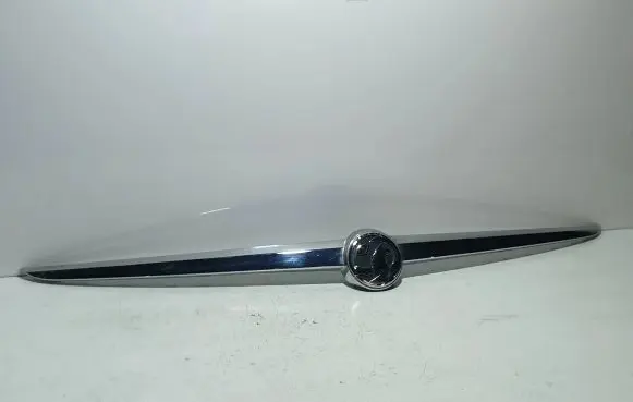 Opel Insignia A Tailgate trim 13244388 13244389