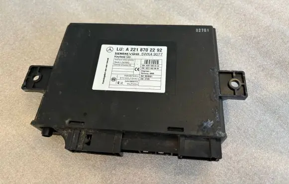 Mercedes-Benz S W221 Keyless (KESSY) go control unit/module A2218702292 5WK49077 2218702292