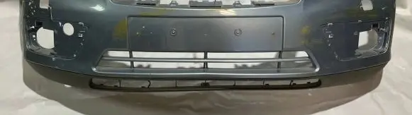 Ford Focus Front bumper 4M5117757A LKN0097A