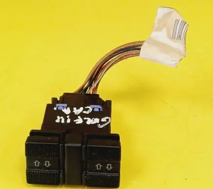 Volkswagen Golf III Electric window control switch