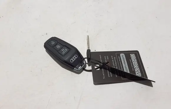 Audi A5 Ignition key/card 85H959754