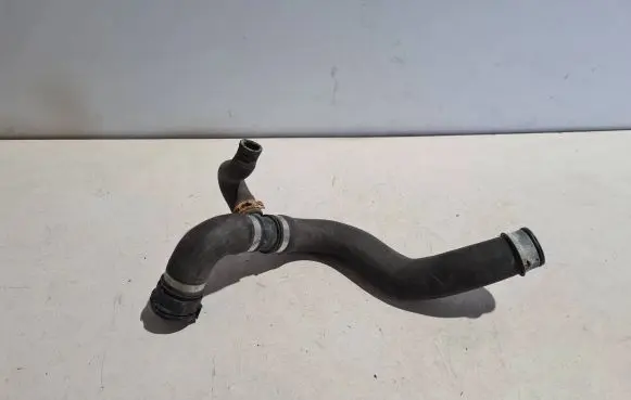 Mercedes-Benz GLE (W166 - C292) Engine coolant pipe/hose A1665008675