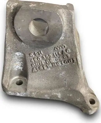 Audi A8 S8 D3 4E Engine mounting bracket 4E0399114A