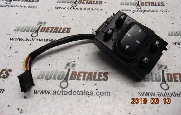 Mercedes-Benz S W220 Wing mirror switch A2208211551