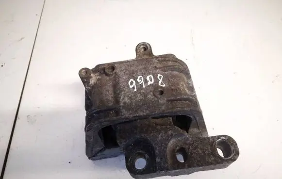 Volkswagen PASSAT B6 Engine mount bracket 1k0199262