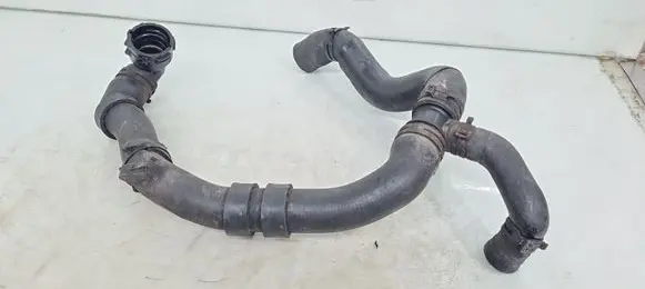 Volkswagen Golf VI Engine coolant pipe/hose 