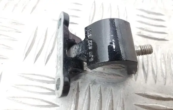 Skoda Yeti (5L) Tailgate/trunk/boot hinge 5J0827301