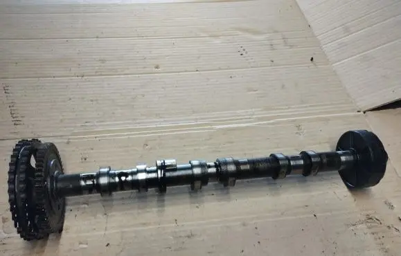 Jeep Grand Cherokee (WK) Camshaft A64601