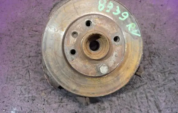 Seat Ibiza II (6k) Front wheel hub spindle knuckle