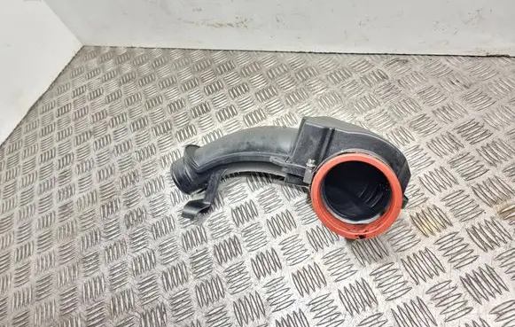 Volvo V70 Intake resonator 31293547