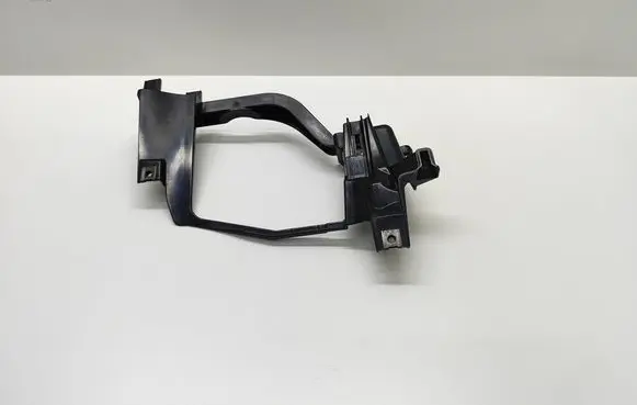 BMW 5 E60 E61 Headlight/headlamp mounting bracket 158738 15873800
