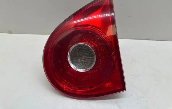 Volkswagen Golf V Tailgate rear/tail lights 1K6945094E