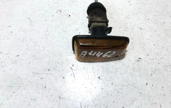 Citroen Xsara Front fender indicator light