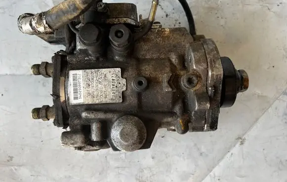 Nissan Patrol Y61 Fuel injection high pressure pump 087099736 16700VG100 1093424025