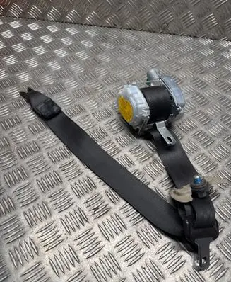 Hyundai Santa Fe Front seatbelt 888102W200 888202W200