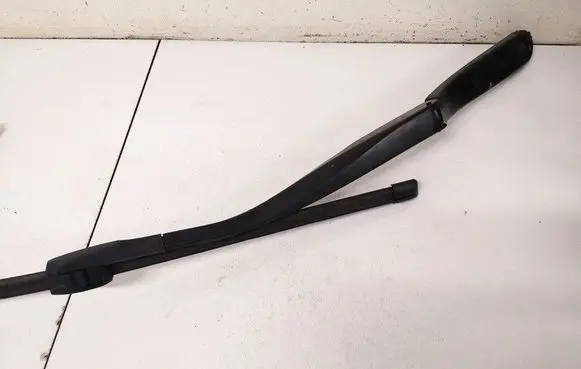 BMW 5 GT F07 Front wiper blade arm 61617182460