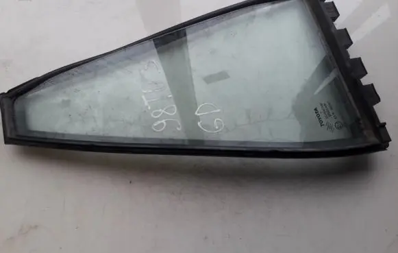 Toyota Corolla E120 E130 Rear vent window glass 