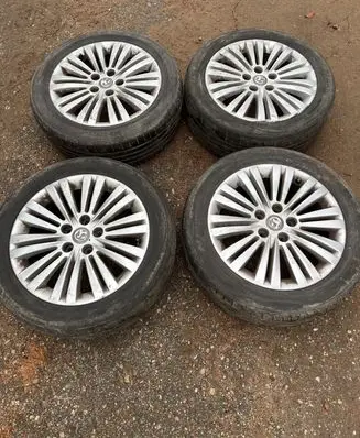 Opel Astra J R17 alloy rim 