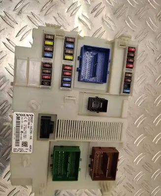 Volvo V60 Fuse module BG9T14C256HA 31327995AA 3659AF01125TP