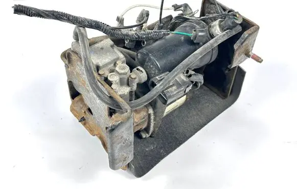 Cadillac Escalade Air suspension compressor/pump 22941806