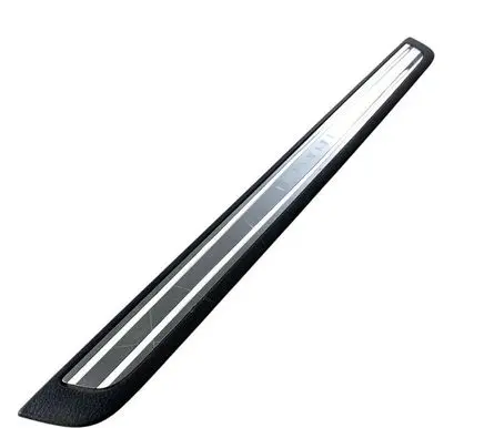 Infiniti QX30 Front sill trim cover 769B05DA0A 769B0 5DA0A