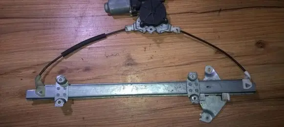 Nissan Almera N16 Sliding door window regulator with motor 114725 40601t4