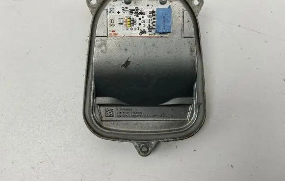 Headlight ballast module Xenon