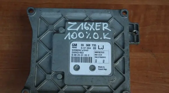 Opel Zafira B Engine control unit/module 55568735 8082501202 5WK9463