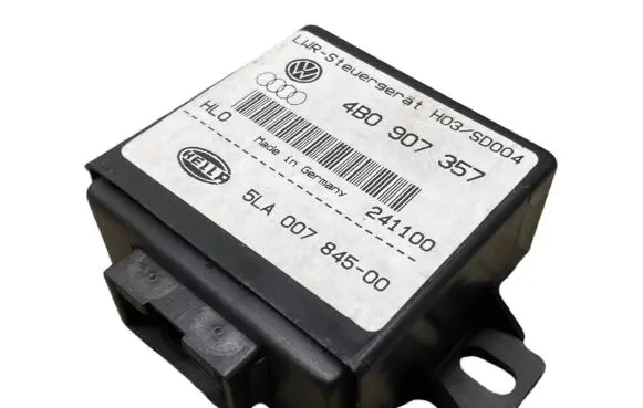 Audi TT Mk1 Light module LCM 4B0907357 5LA00784500