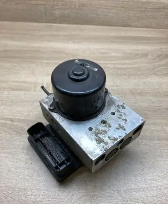 Mercedes-Benz CLK A209 C209 ABS Pump A2095451432 A0044315412