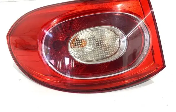 Volkswagen Tiguan Rear/tail lights 5N0945095H