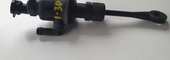 Hyundai i30 Clutch slave cylinder 