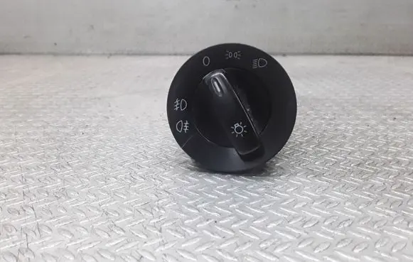 Volkswagen PASSAT B6 Light switch 1K0941431AJ