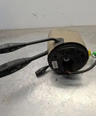 Steering wheel column trim