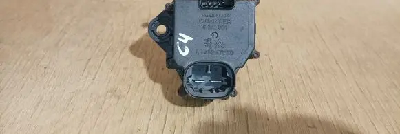 Citroen C4 I Coolant fan relay 9649247680 8241001