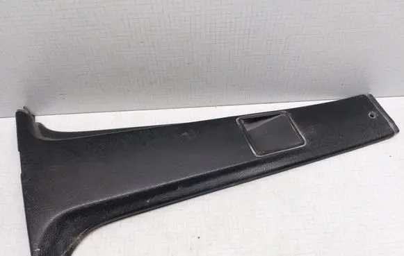 Volkswagen Golf II Other sill/pillar trim element 193867298A 193867330