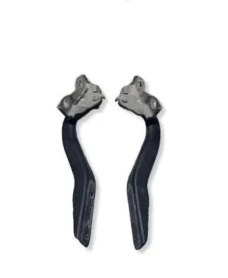 Subaru Outback (BS) Engine bonnet/hood hinges 