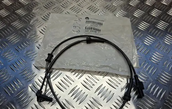 Fiat 500 ABS brake wheel speed sensor 68073058AB 53105384