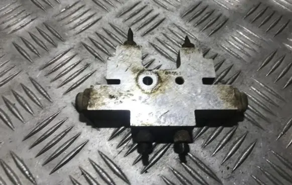 KIA Carnival Brake power pressure regulator 0k553