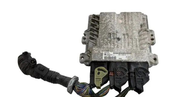 Ford Focus Engine control unit/module BV6112A650NG S180133028A SID807EVO