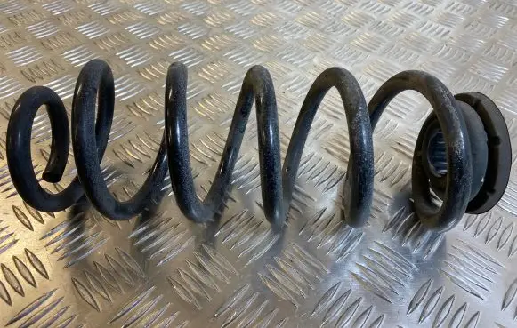 Opel Astra K Rear coil spring