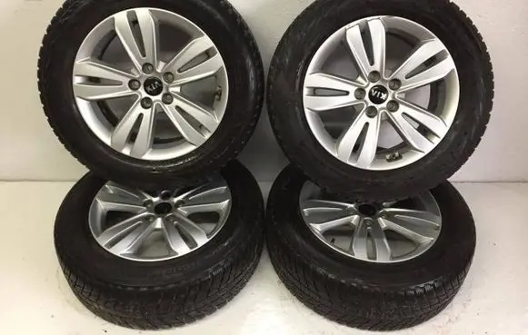 KIA Sportage R17 alloy rim 52910F1240
