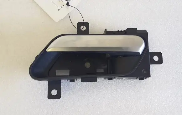 Nissan Qashqai J12 Front door interior handle 806716UA0A GE0059901