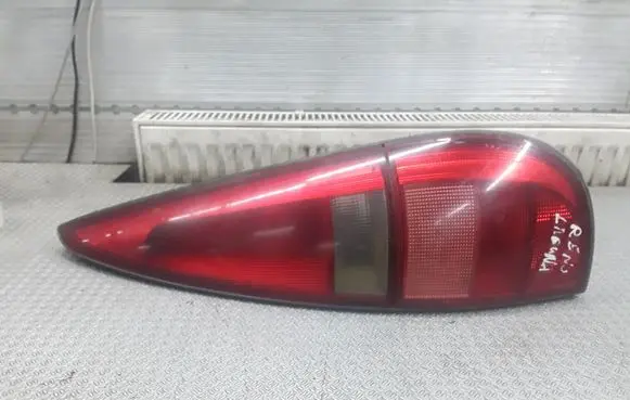 Renault Laguna I Rear/tail lights 2261