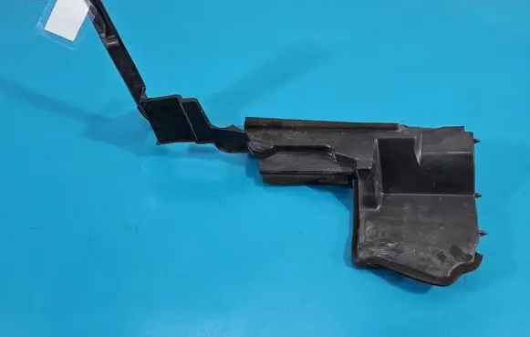 Nissan Pulsar Air intake duct part 628223ZL0A IMPRK1589195