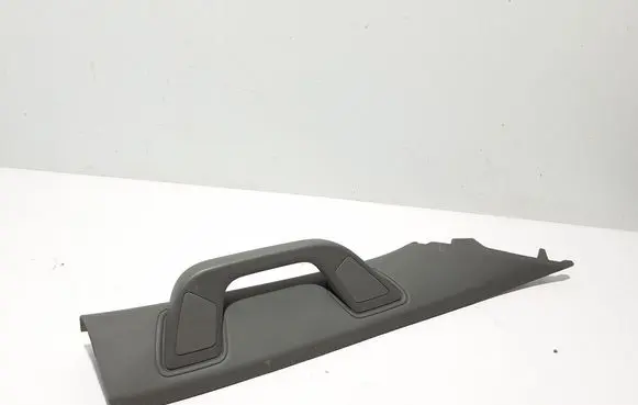 Chevrolet Silverado Other sill/pillar trim element 84706604
